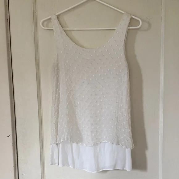 DREW Ivory Textured Sleeveless Blouse - Picture 5 of 6
